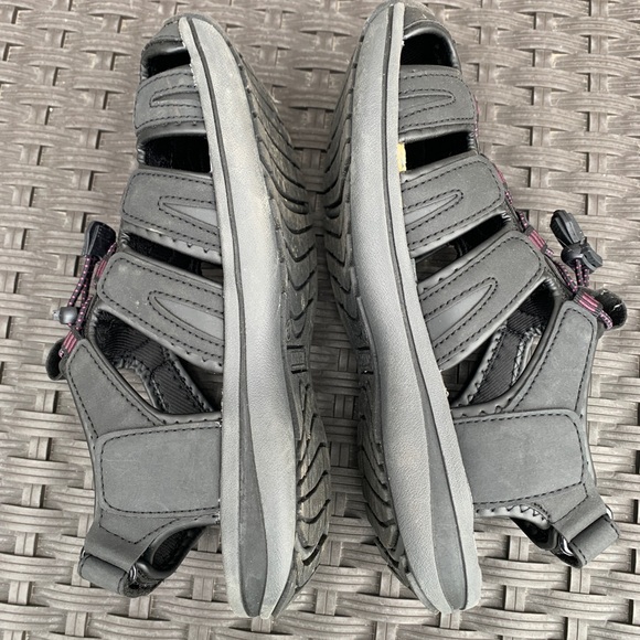 Khombu Women Active Sandal, Ashley, Color Black & Purple SZ 8‎ M - Picture 6 of 7